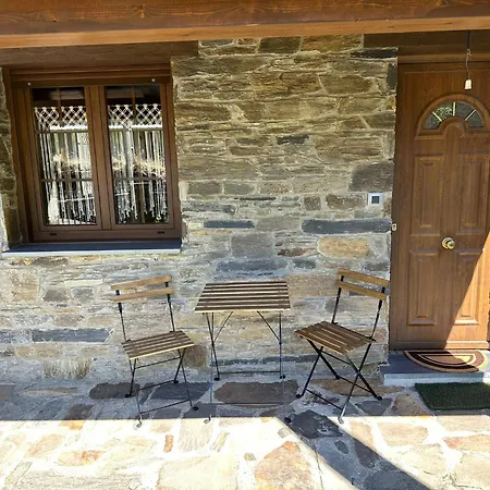 Casa Miravalles Fornela Holiday home *