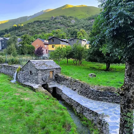 Holiday home Casa Miravalles Fornela